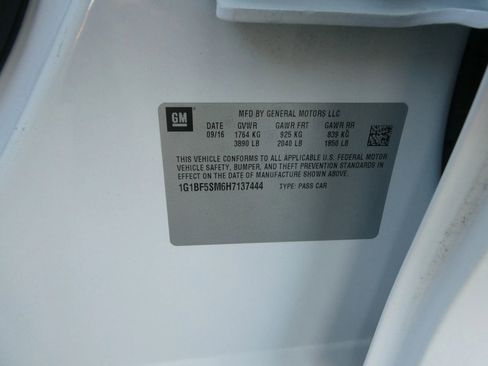 Used 2017 Chevrolet Cruze Premier image 10