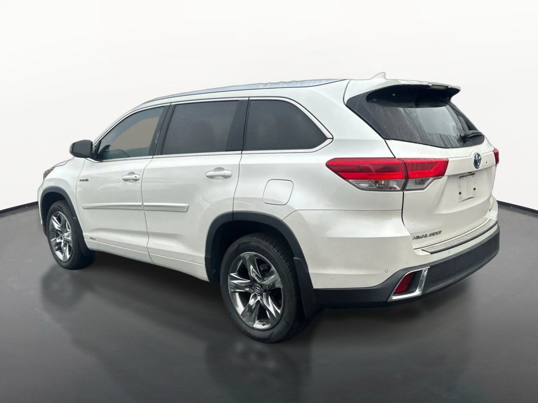 Used 2019 Toyota Highlander Limited Platinum AWD/4WD image 5