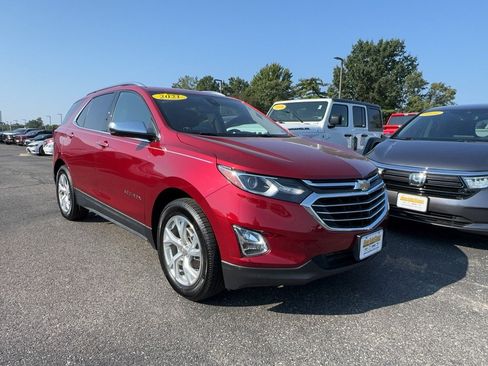 Certified 2021 Chevrolet Equinox Premier AWD/4WD image 2