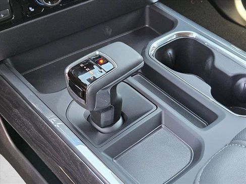 New 2026 Chevrolet Silverado 1500 LTZ w/ LTZ Premium Package AWD/4WD image 13