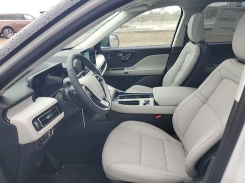 New 2026 Lincoln Aviator Reserve w/ Jet Appearance Package AWD/4WD image 11