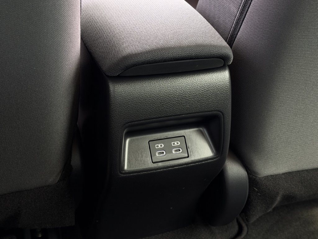 Used 2026 Toyota Corolla LE FWD image 27
