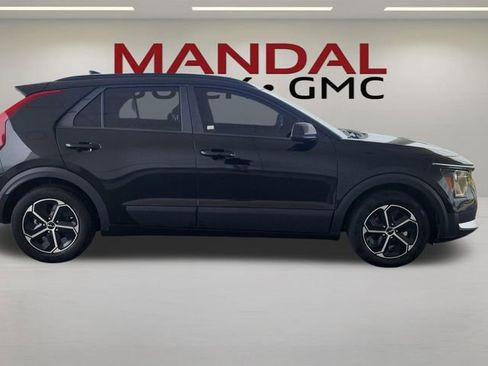Used 2024 Kia Niro LX FWD image 7