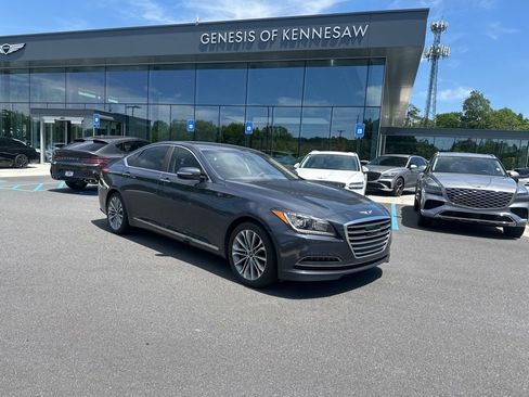 Used 2017 Genesis G80 3.8 RWD image 1