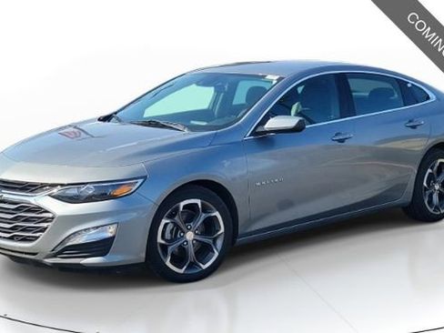 Used 2024 Chevrolet Malibu LS image 1