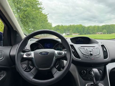 Used 2013 Ford Escape SE FWD image 9