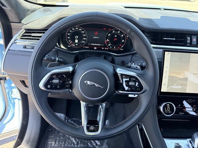 New 2026 Jaguar F-PACE SVR 575 Edition AWD/4WD image 7