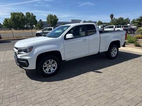 Used 2022 Chevrolet Colorado LT w/ Fleet Safety Package image 2