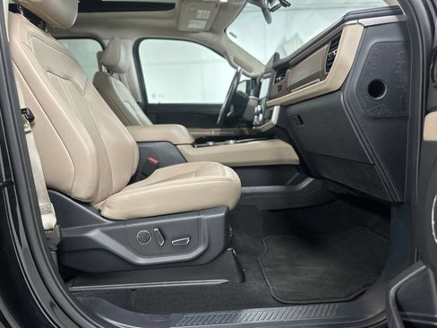Certified 2024 Ford Expedition Max Limited AWD/4WD image 25