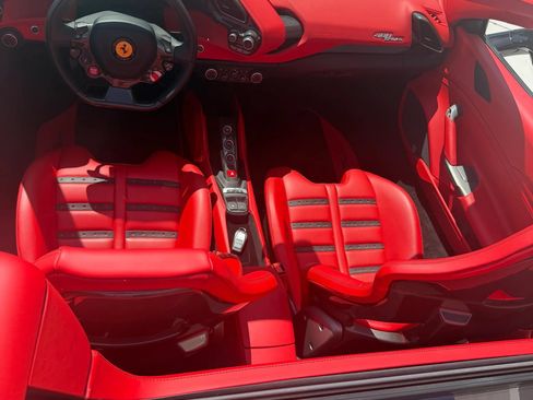 Used 2017 Ferrari 488 Spider RWD image 4