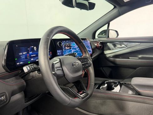 Used 2024 Chevrolet Blazer EV RS AWD/4WD image 23