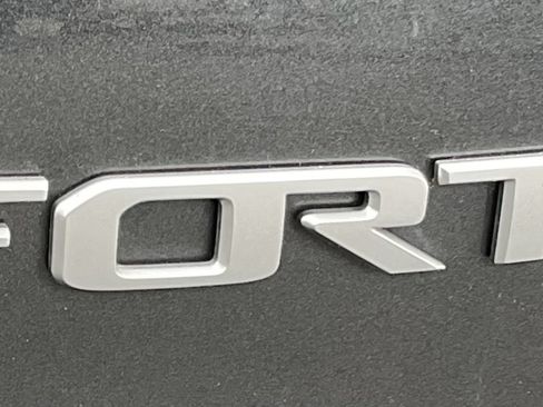 Used 2024 Kia Forte LXS FWD image 7