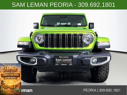 New 2025 Jeep Gladiator Sport image 2