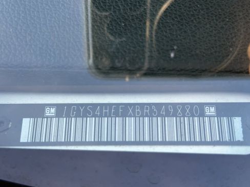 Used 2011 Cadillac Escalade ESV Luxury image 12