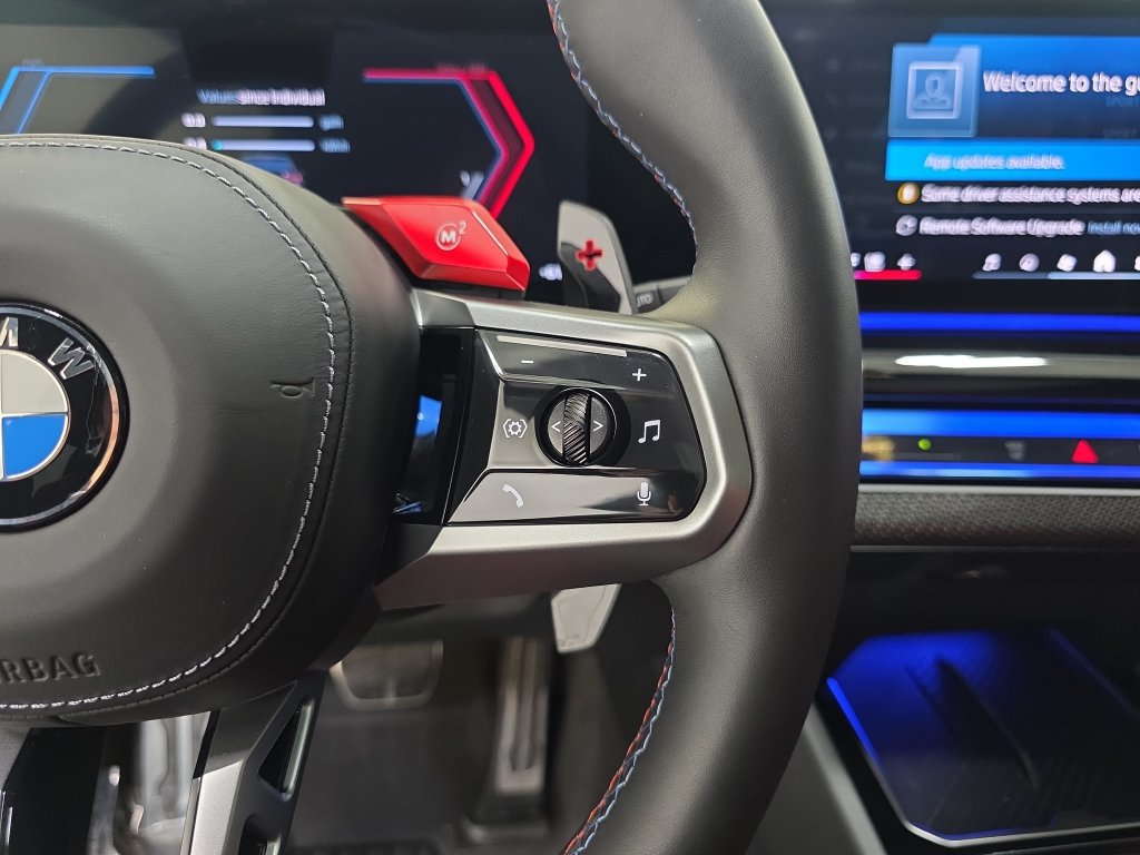 Used 2025 BMW M5 Touring AWD/4WD image 17
