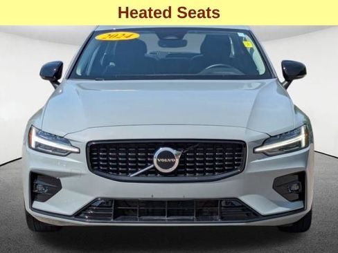 Used 2024 Volvo S60 B5 Core FWD image 12