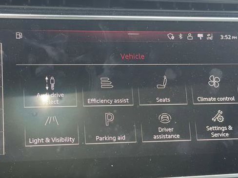 Used 2020 Audi Q7 3.0T Premium Plus AWD/4WD image 23