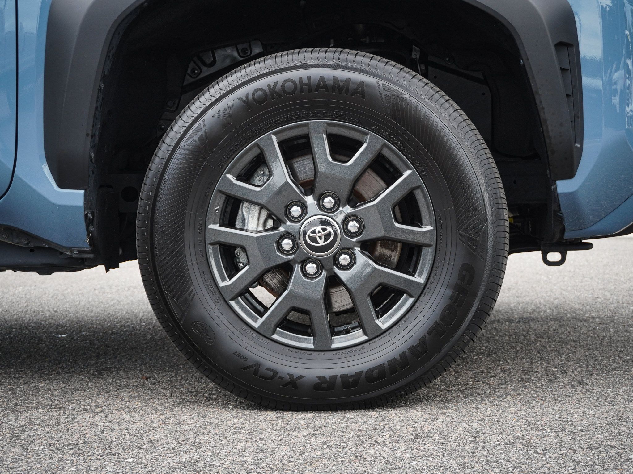 Used 2025 Toyota 4Runner SR5 RWD image 13