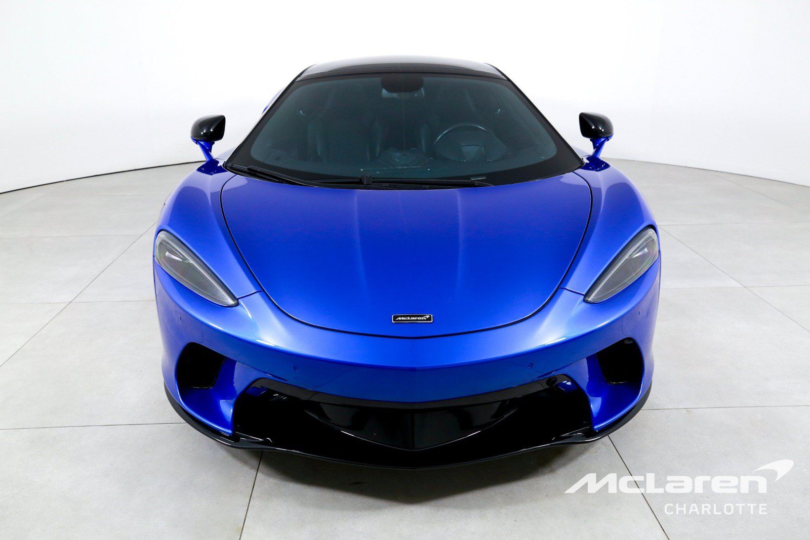 Used 2021 McLaren GT RWD image 4