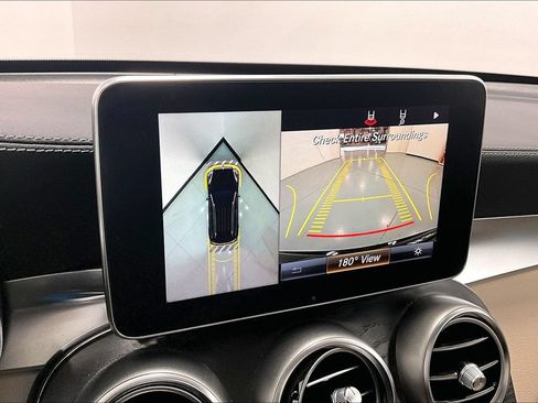 Used 2017 Mercedes-Benz GLC 300 4MATIC image 27