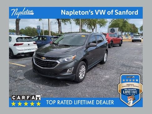 Used 2020 Chevrolet Equinox LS w/ LS Convenience Package image 1