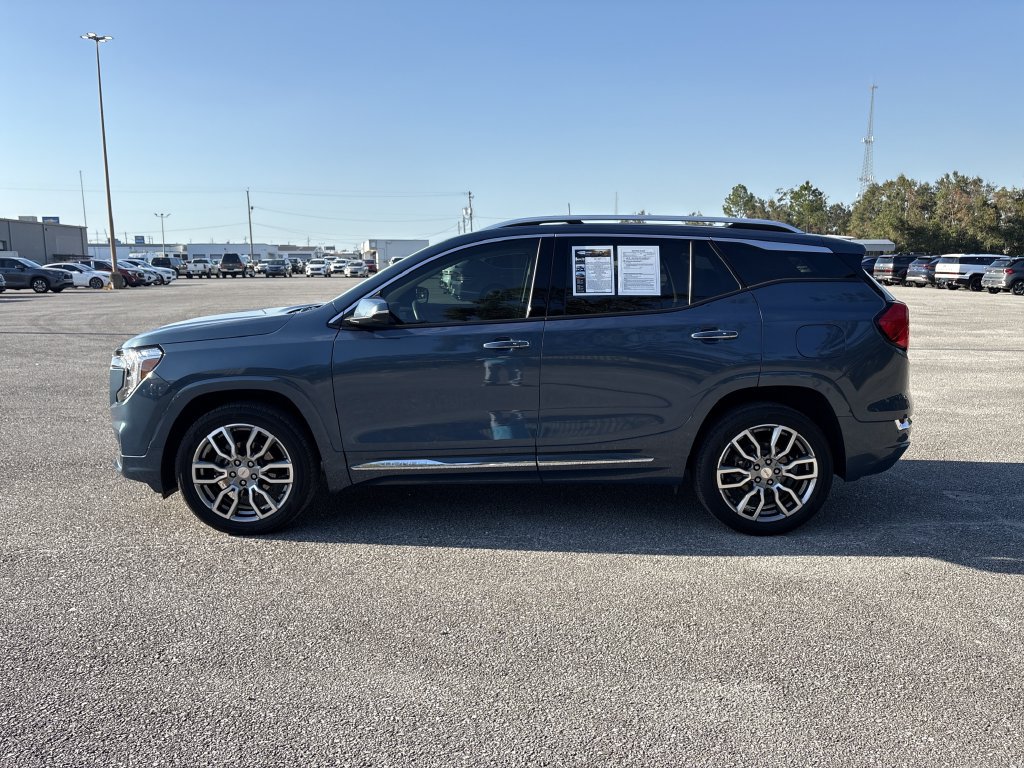 Used 2024 GMC Terrain Denali w/ LPO, Floor Liner Package AWD/4WD image 5