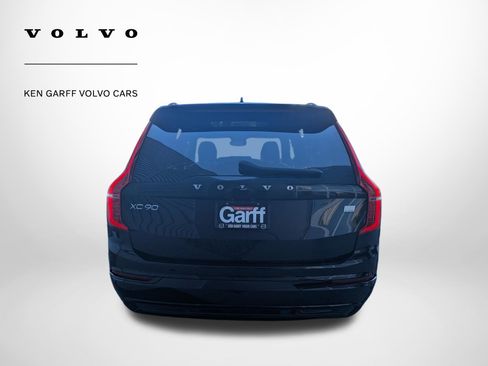Used 2023 Volvo XC90 T8 Ultimate AWD/4WD image 4