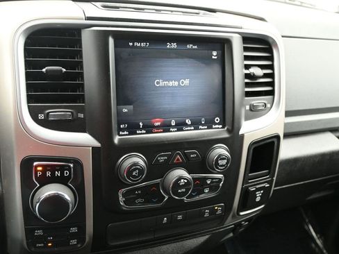 Used 2019 RAM 1500 Big Horn image 16