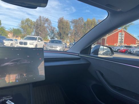 Used 2025 Tesla Model 3 Long Range image 15