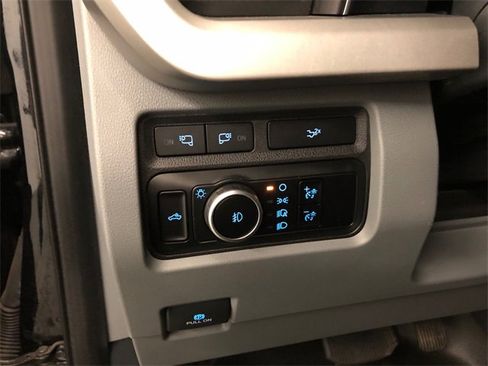 Used 2023 Ford F250 XLT w/ XLT Premium Package image 20