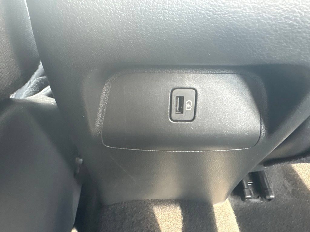 Used 2024 Nissan Sentra SV w/ Lighting Package FWD image 17