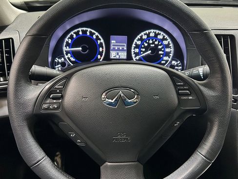 Used 2011 INFINITI G25 x w/ Moonroof Pkg image 15