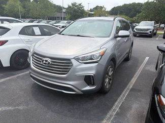 Used 2017 Hyundai Santa Fe SE FWD video 1