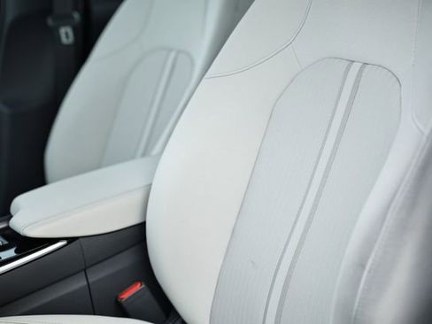 Used 2023 Hyundai Sonata SEL w/ Cargo Package image 19