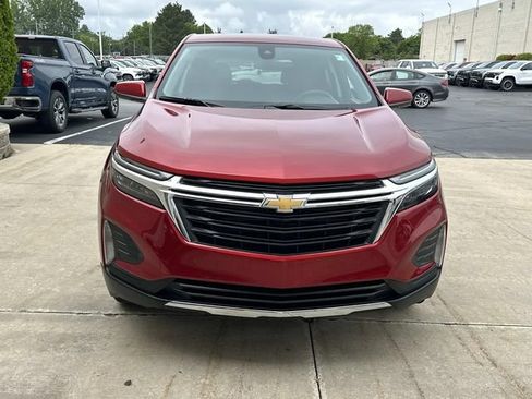 Certified 2024 Chevrolet Equinox LT FWD image 3