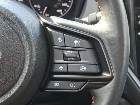 Certified 2024 Subaru Crosstrek 2.5i Limited w/ Crosstrek Mirror Package image 22