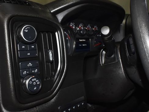 Used 2023 Chevrolet Silverado 2500 Custom w/ Custom Value Package image 27