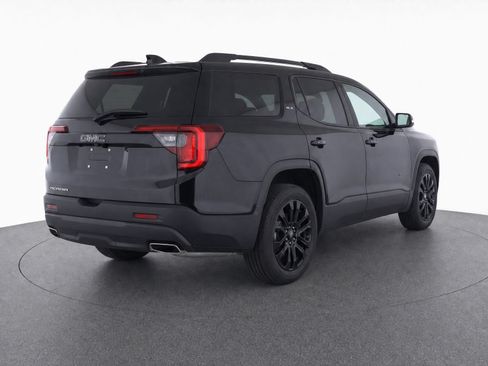 Used 2023 GMC Acadia SLE w/ Elevation Edition FWD image 3