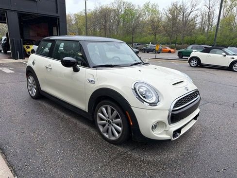 Used 2020 MINI Cooper S FWD image 3