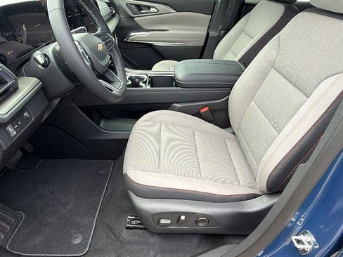 New 2026 Chevrolet Traverse LT FWD image 13