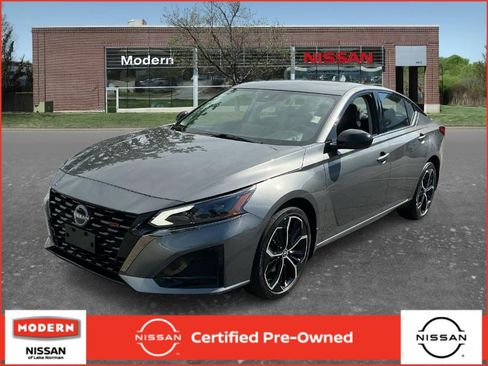 Certified 2024 Nissan Altima 2.5 SR w/ SR Premium Package AWD/4WD image 1