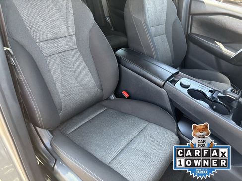Certified 2025 Nissan Rogue SV AWD/4WD image 11
