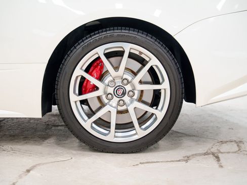 Used 2013 Cadillac CTS V RWD image 36
