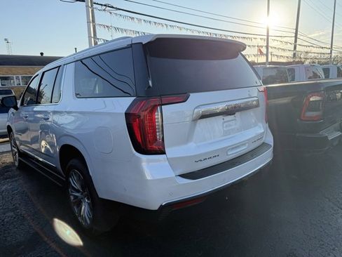 Used 2023 GMC Yukon XL Denali w/ Denali Reserve Package image 4