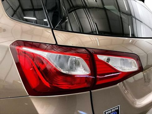 Used 2018 Chevrolet Equinox LT AWD/4WD image 28