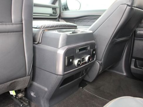 Used 2023 Ford Expedition Max Platinum AWD/4WD image 23