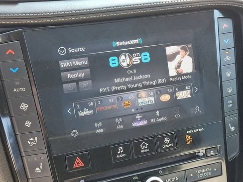 Used 2020 INFINITI QX50 Luxe w/ Navigation Package AWD/4WD image 4