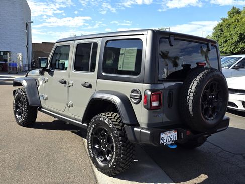 Certified 2023 Jeep Wrangler Unlimited image 3