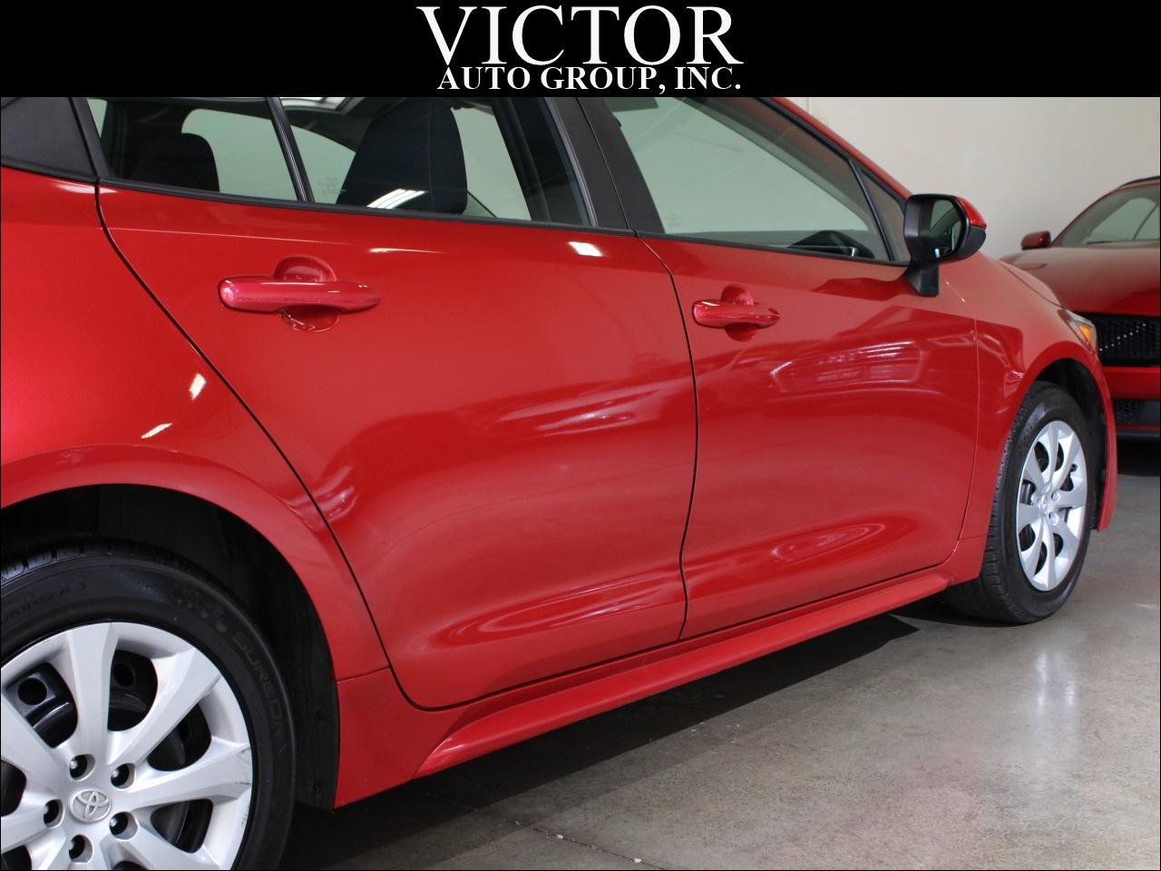 Used 2021 Toyota Corolla LE FWD image 13