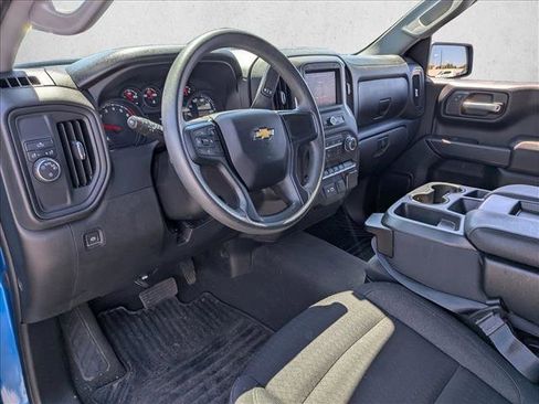 Used 2022 Chevrolet Silverado 1500 Custom image 9